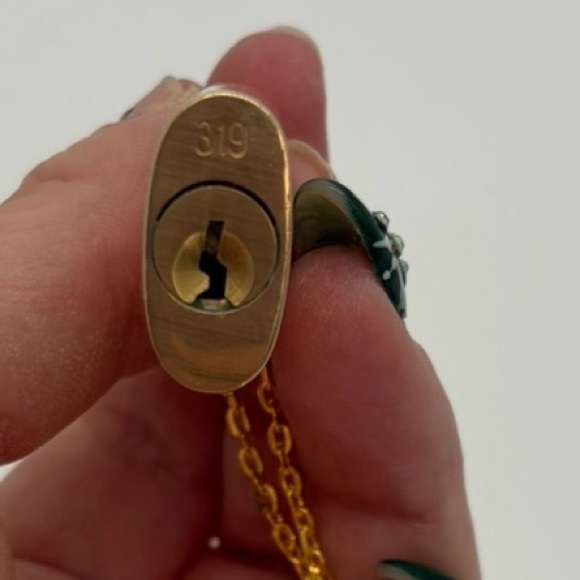 LOUIS VUITTON • Gold LV Lock w/ unbranded chain- Like New - Picture 4 of 4